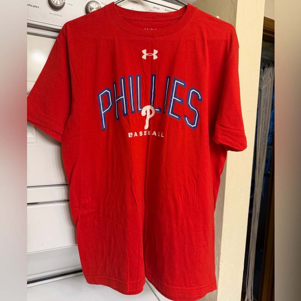 Under Armour Red Phillies Baseball Tee